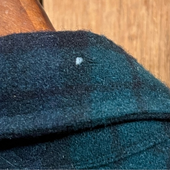 🪓PENDLETON - 100% Wool BLACKWATCH Plaid Button Down Shirt MADE IN USA - Size M - Picture 7 of 8